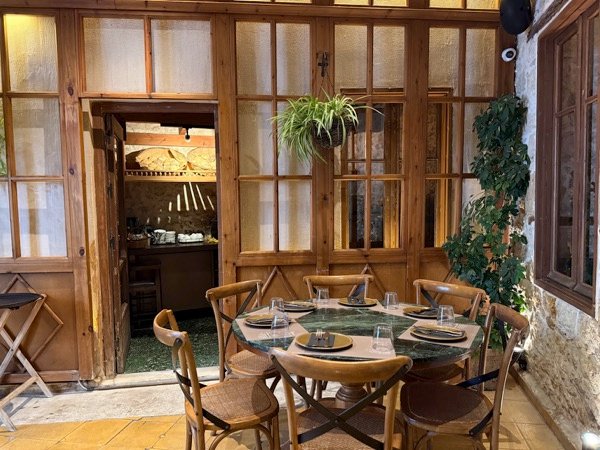 Peskesi restaurant